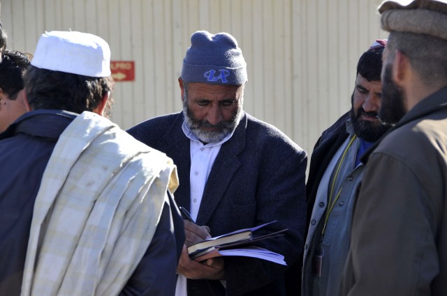 Helmand province electrical engineers, linemen receive training, new equipment