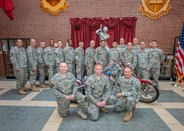 Fort Leonard Wood Soldiers celebrate 376 years of Army service
