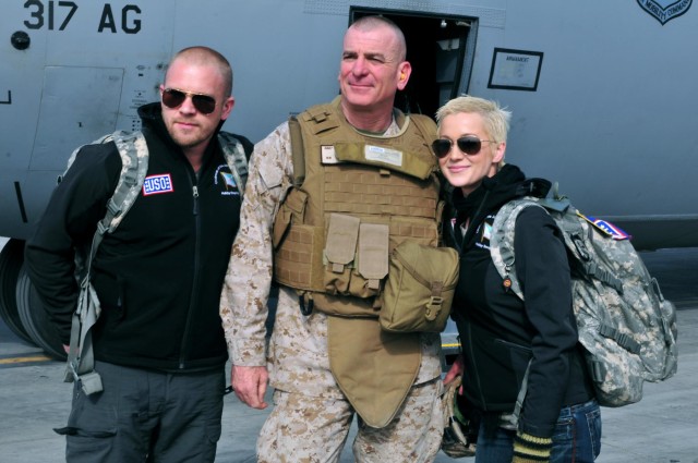 USO brings holiday cheer, laughter to KAF