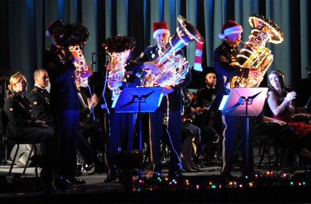 Holiday concert brings cheer to Fort Rucker