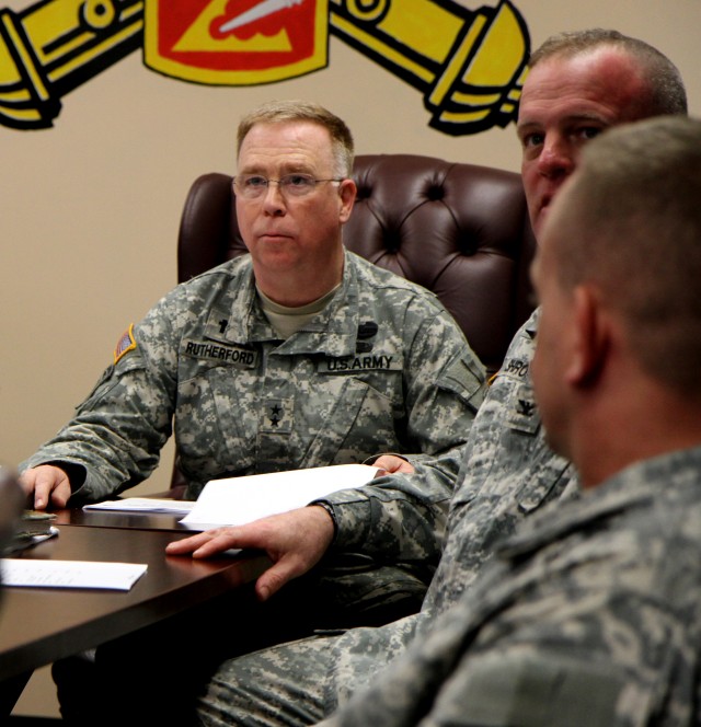 Chief Chaplain gains insights into reserve-component deployment needs