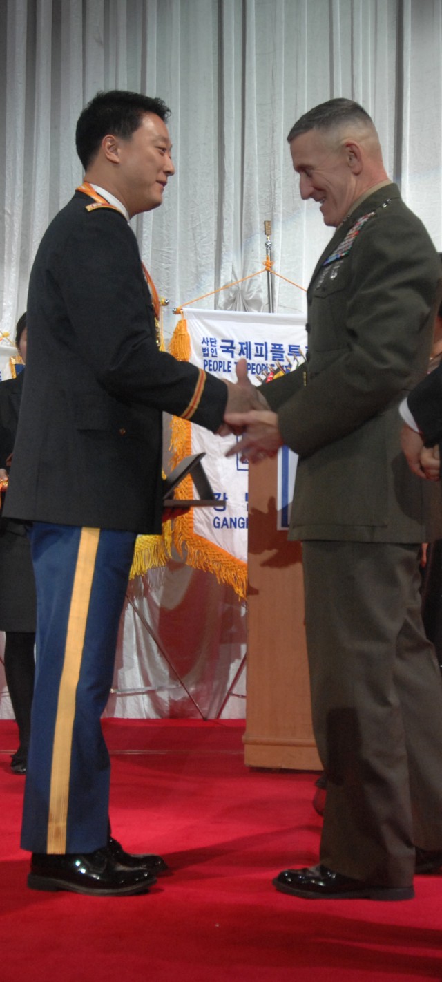 People to People honors Servicemembers in Korea