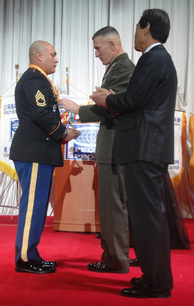 People to People honors Servicemembers in Korea