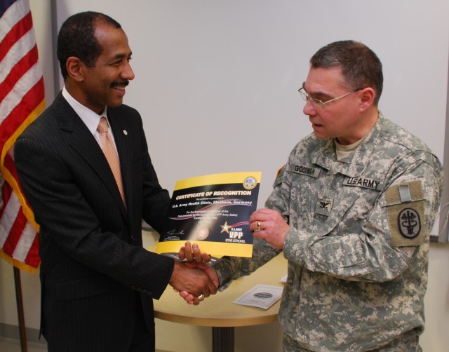 Bavaria clinic receives Star Strong safety flag