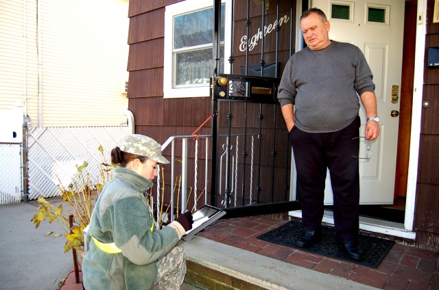New York National Guard Continues Door-to-Door Wellness Checks in New York City as 2013 Begins