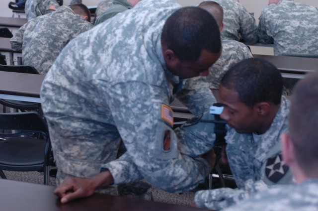 210th Fires Brigade trains Soldiers on combat lifesaving