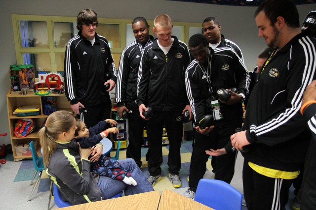 All-American Athletes Inspire Children