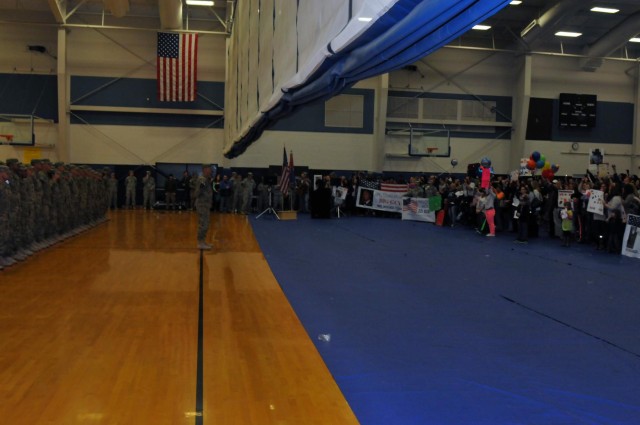 More 2/2 ID soldiers make it home for New Year's