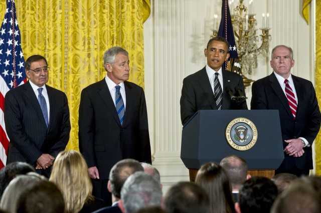 Obama announces SecDef, CIA nominations