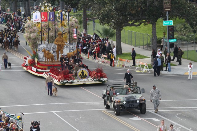 Two 200th MPCOM Soldiers seen by millions during Tournament of Roses Parade