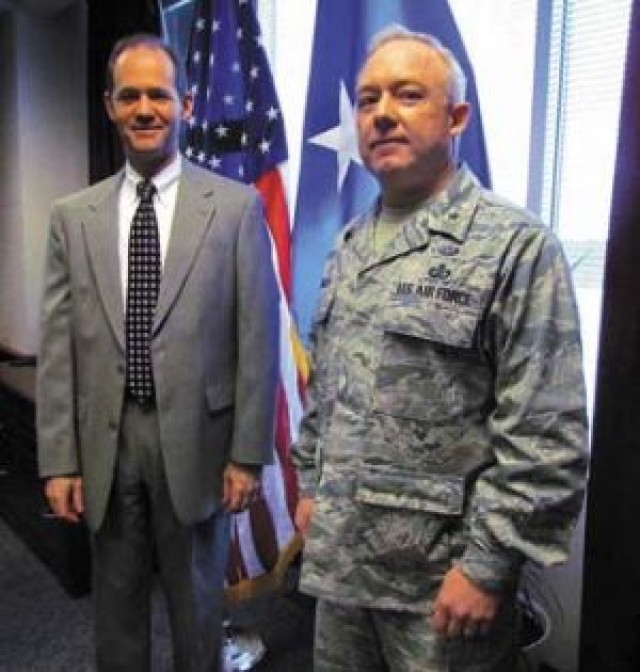 DLA General meets with Bill Andrews