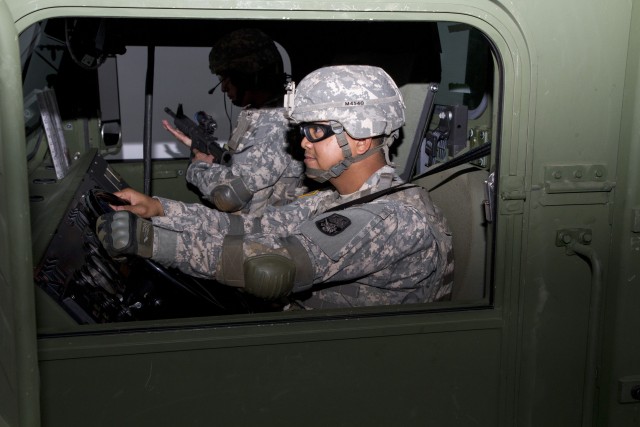 94TH AAMDC PARTICIPATES IN VIRTUAL REALITY WARRIOR DRILL TRAINING 