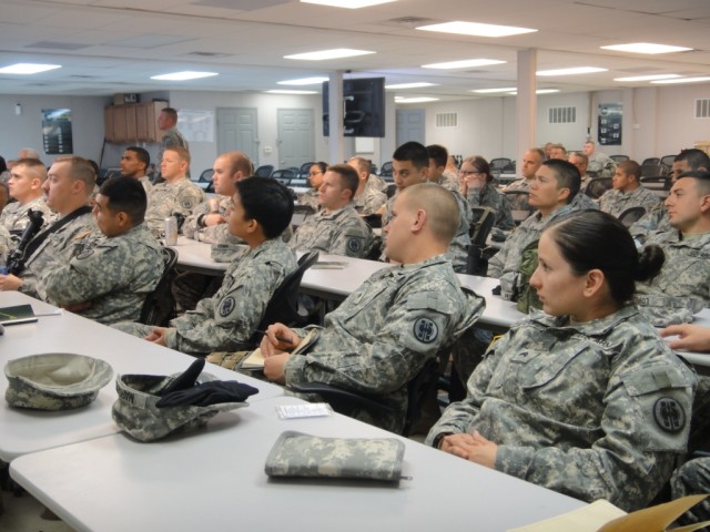 Maryland, California Reserve units learn C-IED fundamentals