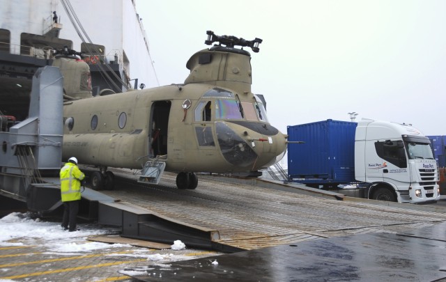 21st  TSC assists helicopter offload at Belgian port