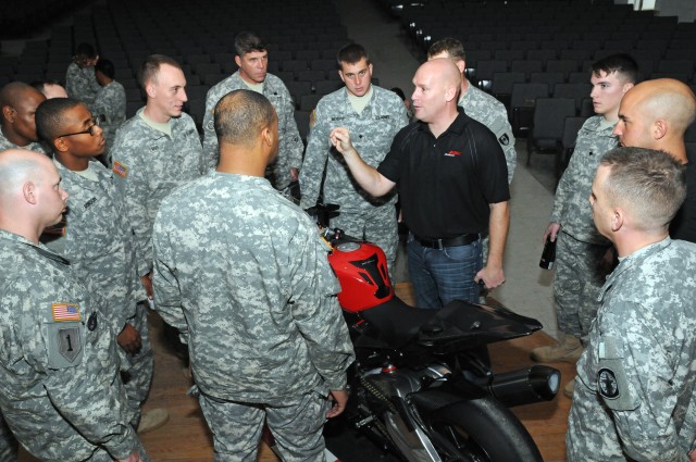 BMW Factory Rider explains motorcycle safety, techniques to servicemembers