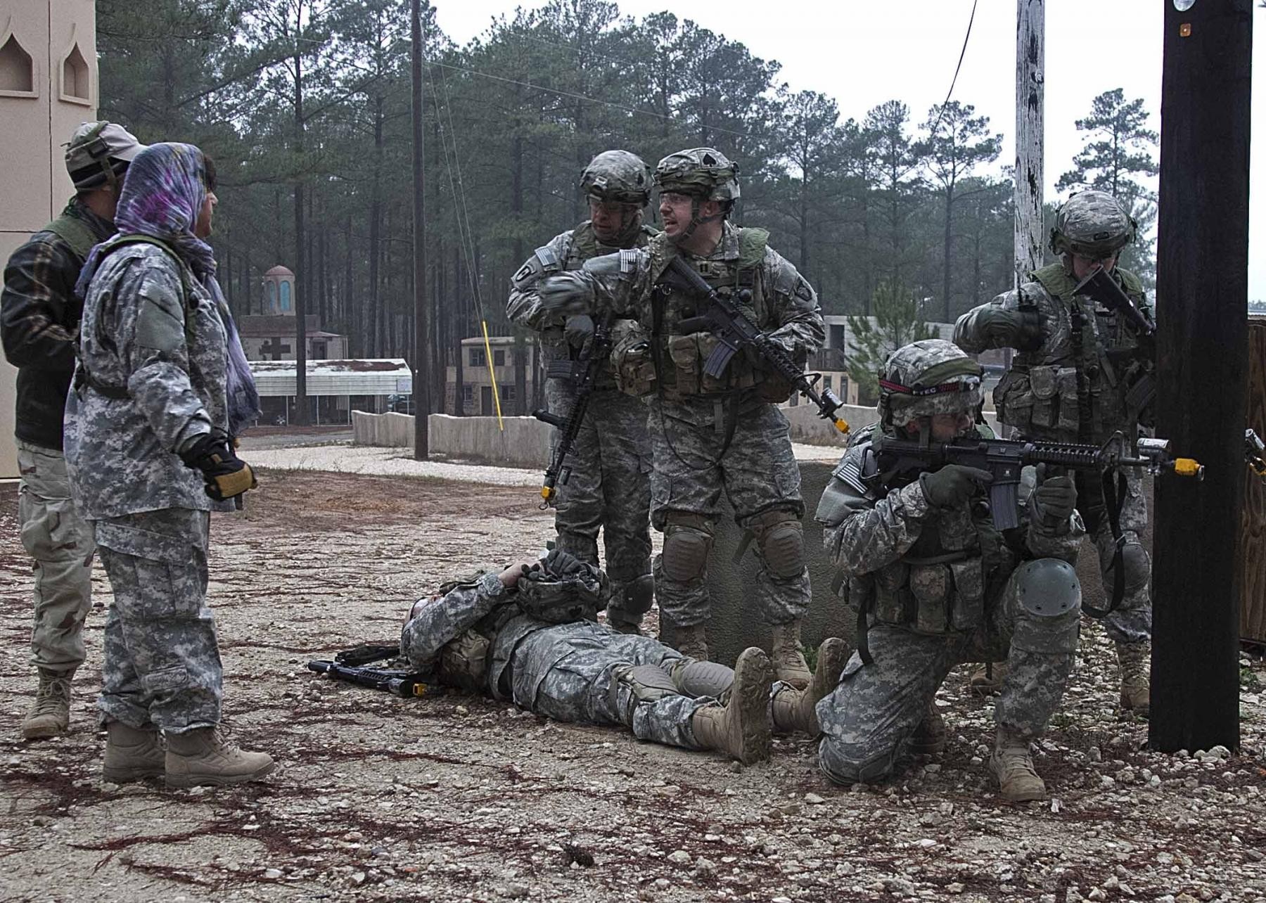 'Maintaineers' showcase combat, medical skills at JRTC Article The