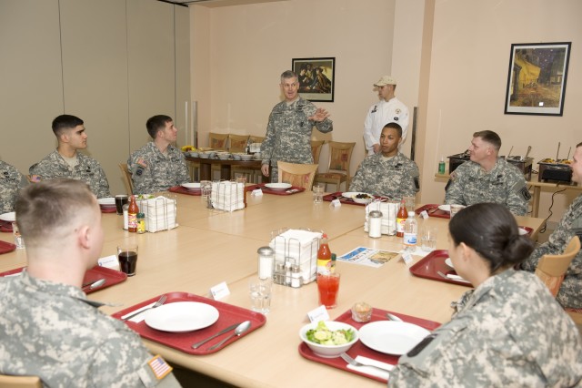 U.S. Army Europe commander visits USAREUR 'Sky Soldiers' in Italy