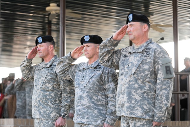 Division West conducts change of command ceremony