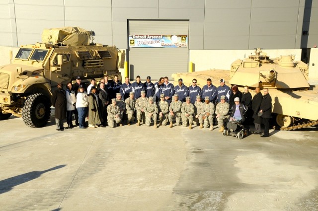 Detroit Tigers Visit Detroit Arsenal