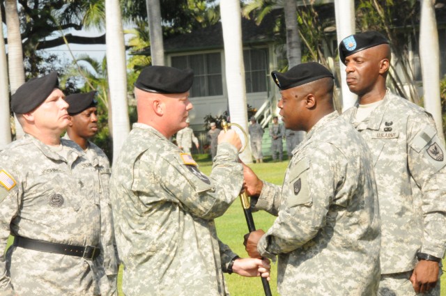 Cherry assumes responsibility of 311th Signal Command