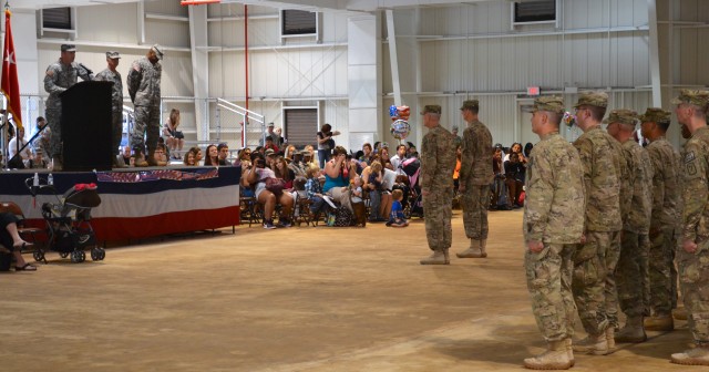 Lightning Support Soldiers honored during redeployment ceremonies