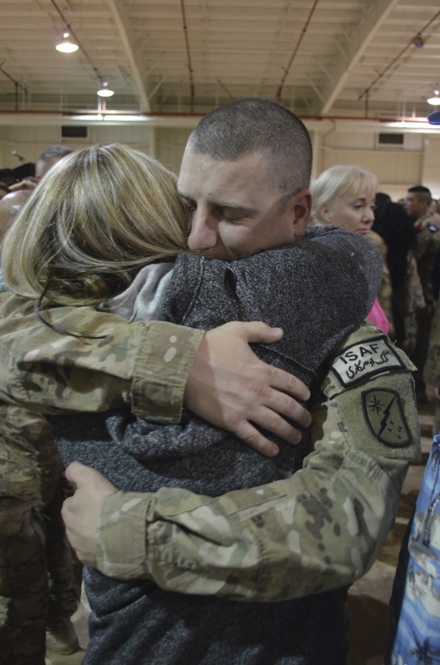 Lightning Support Soldiers honored during redeployment ceremonies