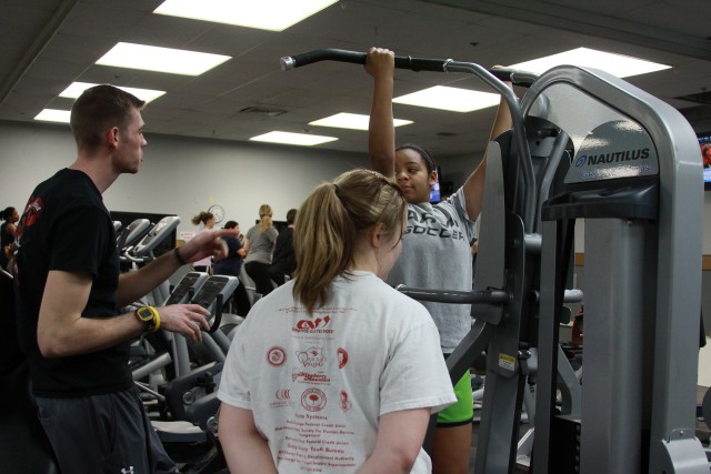 Teens getting fit at FMWR Fitness Center