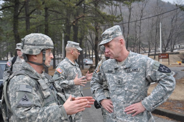 2nd Infantry Division command team visits 210th Fires Brigade 