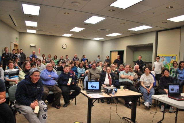 HRED researchers discuss brain-computer interaction at local Science Caf&eacute;