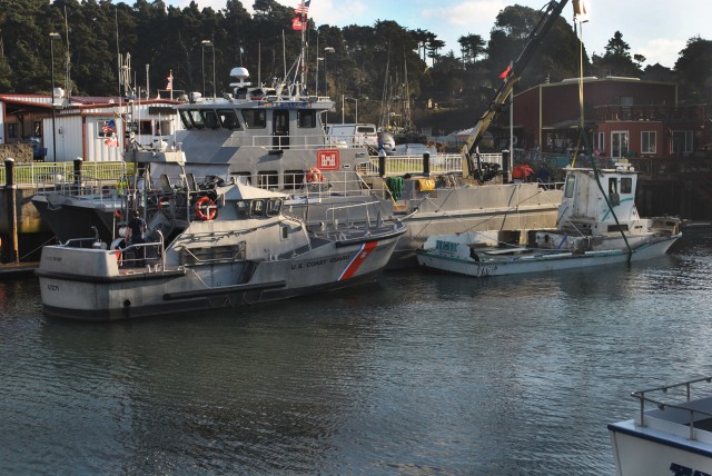 Corps Debris, Dive Teams Remove Sunken Ship, Keep Noyo Harbor Open
