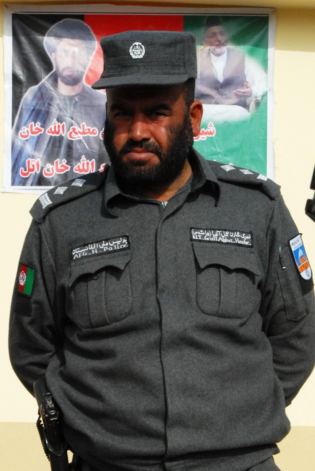 Tarin Kot chief of police takes a stand for his district