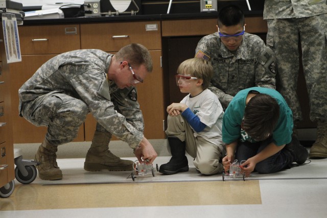 West Point Chemical Engineering majors host 4-H Club