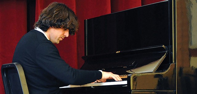 Music, art in Vicenza, Italy, schools