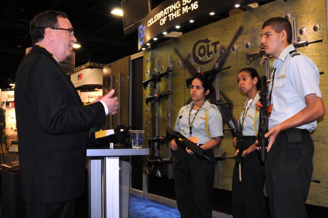 AUSA kicks off last winter symposium in Florida