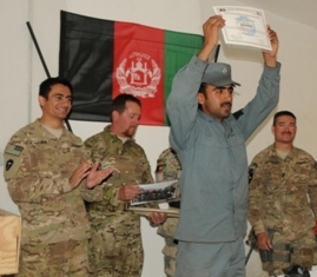 Afghan Police receive trainer's certifications