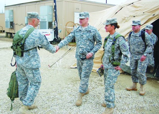 SMA calls for Soldiers to maintain professionalism