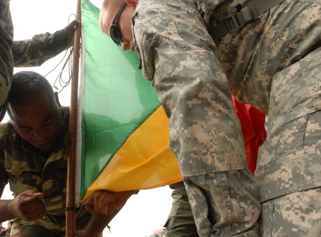 Utah Guard linguists contribute unique skills during African exercises