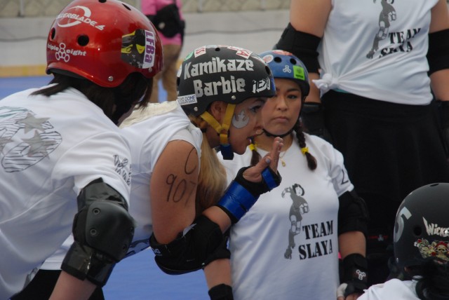 Zama's 'Killer Katanas' compete in 'Scar Wars' mash-up roller derby bout
