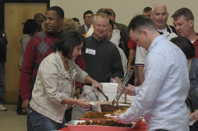 Gatesville fish fry honors Soldiers, Families, veterans