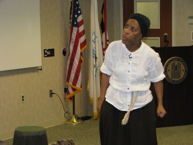 Gwendolyn Brilley-Strand performs