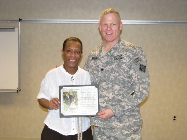 Gwendolyn Brilley-Strand receives USACE Certificate of Appreciation