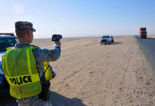 US military, Kuwaiti police unite against danger on roads