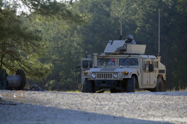 Humvee training sets support Army network fielding