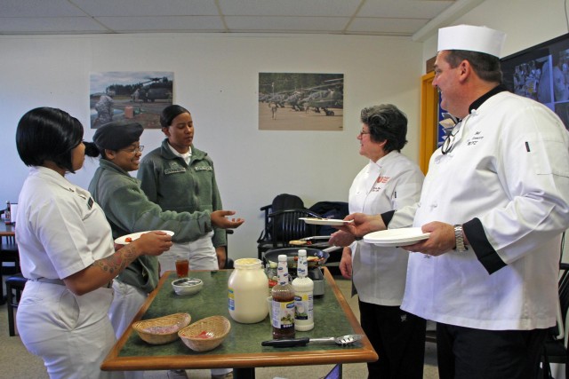 Seductive nutrition class entices soldiers to eat healthier