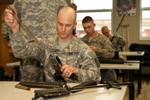 1-94 armorers shoot for top honors | Article | The United States Army