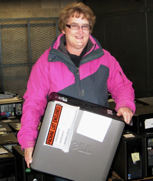 Army Sustainment Command donates 100 computers to local school district