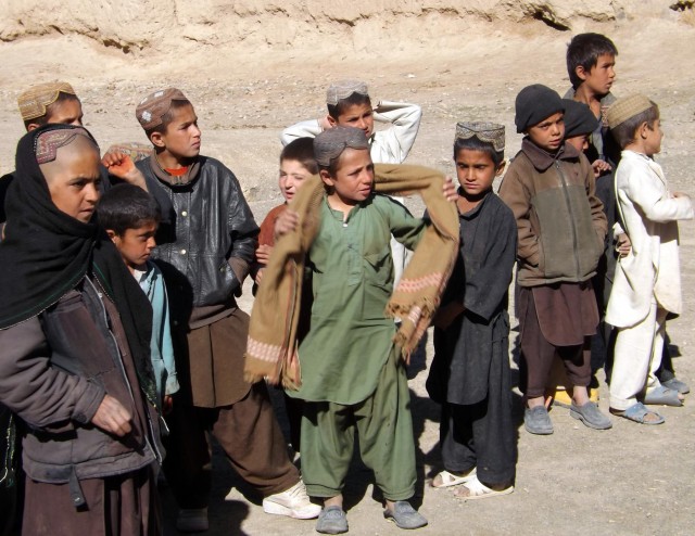 Zabul ADT travels to Shin Kay district, Afghanistan to vaccinate more than 1,500 animals