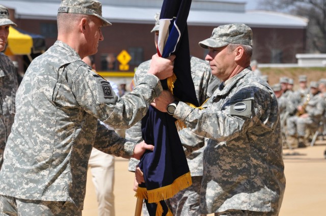 Rodriguez relinquishes FORSCOM colors