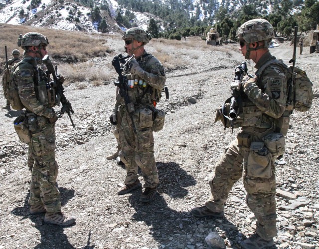Scouts scale Afghan mountains to disrupt insurgents