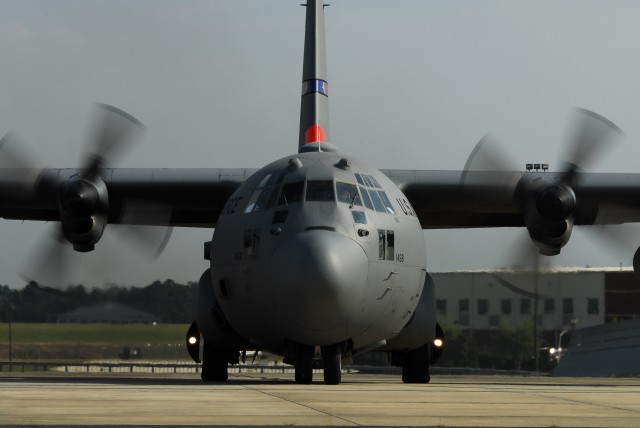Gen. Jacoby remembers MAFFS Airmen, praises National Guard contributions, dual-status commanders